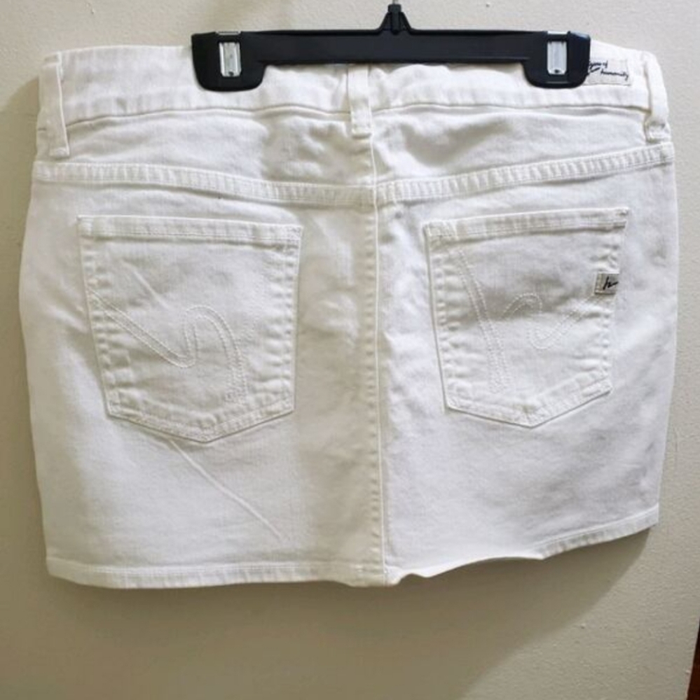 CITIZENS OF HUMANITY  - WHITE DENIM SKIRT